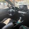 Toyota C-HR hybride SUV compact blanc toit noir thumb 6