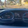 Peugeot 2008 SUV compact blanc jantes alliage thumb 4