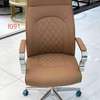 Chaises et tables thumb 3