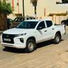 Mitsubishi L200 pick-up double cabine blanc thumb 8