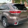 Toyota Highlander thumb 10