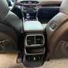 Hyundai Santa Fe SUV blanc spacieux et performant thumb 7