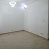 Un. Appartement f3 à louer – Ngor thumb 2