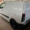 Peugeot Partner thumb 12