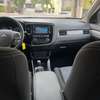 Mitsubishi Outlander 2018Gris SUV spacieux fiable thumb 5