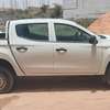 Mitsubishi L200 4x4 Blanc Pick-up Puissant thumb 6