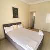APPARTEMENT MEUBLE F3 A LOUER A DIAMNIADIO thumb 2