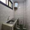 Appartement f3 de 2 chambres et salon aux mamelles thumb 5