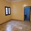 Trois chambres à louer par mois thumb 11
