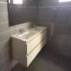 Appartement moderne et spacieux thumb 5