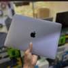 MacBook Pro 13,3" Touch Bar 2019 thumb 0