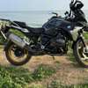 BMW R1250 GS 1250 cm³ noir mat moto d'aventure thumb 2