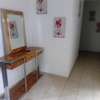 Appartement meublé de 2 chambres salon avec ascenseur thumb 2