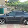 Citroën c4 cactus manuel diesel venant thumb 3