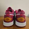Jordan one low thumb 3