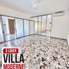 🏡 À LOUER — Très belle villa moderne avec piscine à fann thumb 10