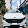 Kia carnivale 2017 thumb 10