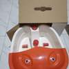 Bain de pieds électrique blanc orange avec rouleaux massage thumb 1