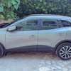 SUV compact gris thumb 4