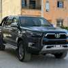 Toyota hilux invincible 2017 thumb 2