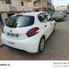 Peugeot 208 thumb 3