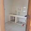 Chambre salle de bain à louer thumb 2