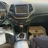 Jeep Cherokee bon état thumb 4