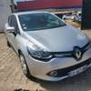 Renault clio thumb 0