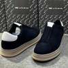 Kiton baskets basses noires semelle épaisse beige thumb 5
