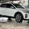 Kia Stonic SUV blanc thumb 5