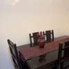Table à manger avec ses chaises venant d'Italie thumb 2