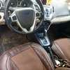 Ford Fiesta compacte blanche économique thumb 5