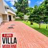 🏡 À LOUER — Très belle villa moderne avec piscine à fann thumb 2