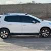 Peugeot 2008 année 2017 thumb 1