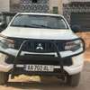 Mitsubishi l200 202 thumb 9