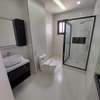 Almadies –  F5 de 300 m² – un appartement par palier thumb 8