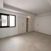 F5 DE 260M² A LOUER thumb 12