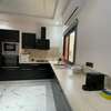 APPARTEMENT MEUBLE F3 A LOUER POINT E thumb 8