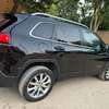 Jeep Cherokee thumb 3