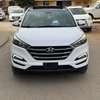 Hyundai tucson thumb 0