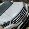 Hyundai Santa Fe SUV blanc essence spacieux thumb 2