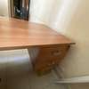 Table de bureau avec tiroirs thumb 0