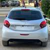 Peugeot 208 2016 thumb 4