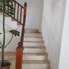 LOUER – Magnifique Villa R+1 de 500 m² aux Almadies thumb 12