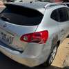 Nissan Rogue thumb 8