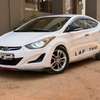 Hyundai Elantra berline blanche fiable et économique thumb 2