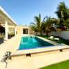 Villa de standing avec piscine privée thumb 0