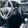 Nissan Rogue SUV noir polyvalent et spacieux thumb 5