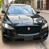 Jaguar f pace 2018 thumb 2
