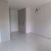 Appartement à louer aux Almadies de grand standing thumb 4